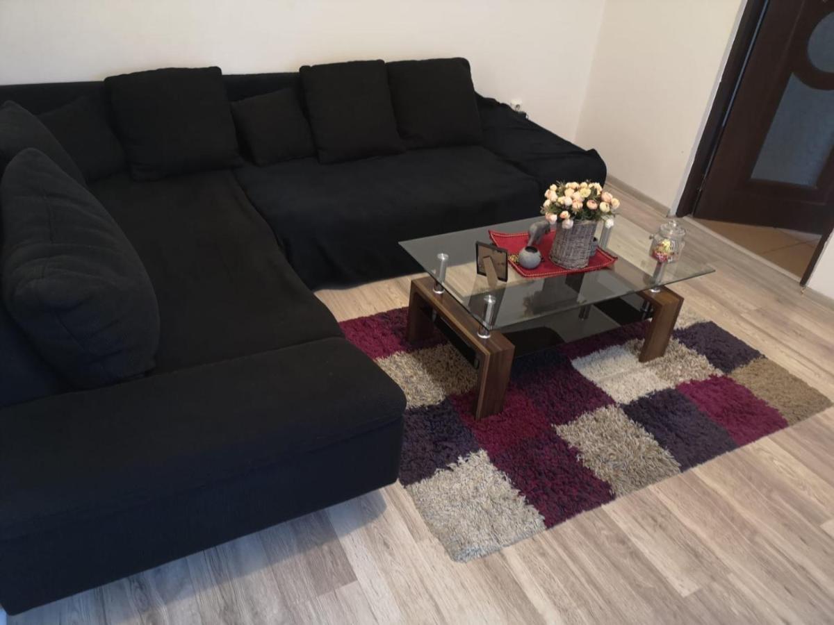 Deea Apartament Lägenhet Craiova Exteriör bild